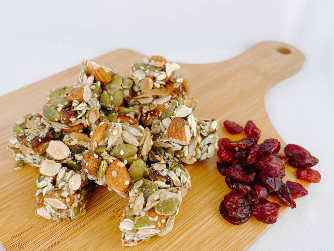 healthy nut cubes cranberries